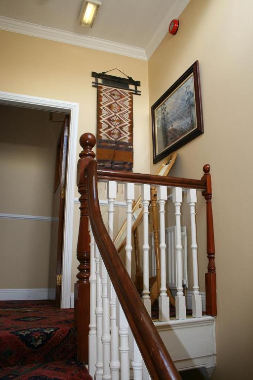 Отель Achill House Корк Экстерьер фото